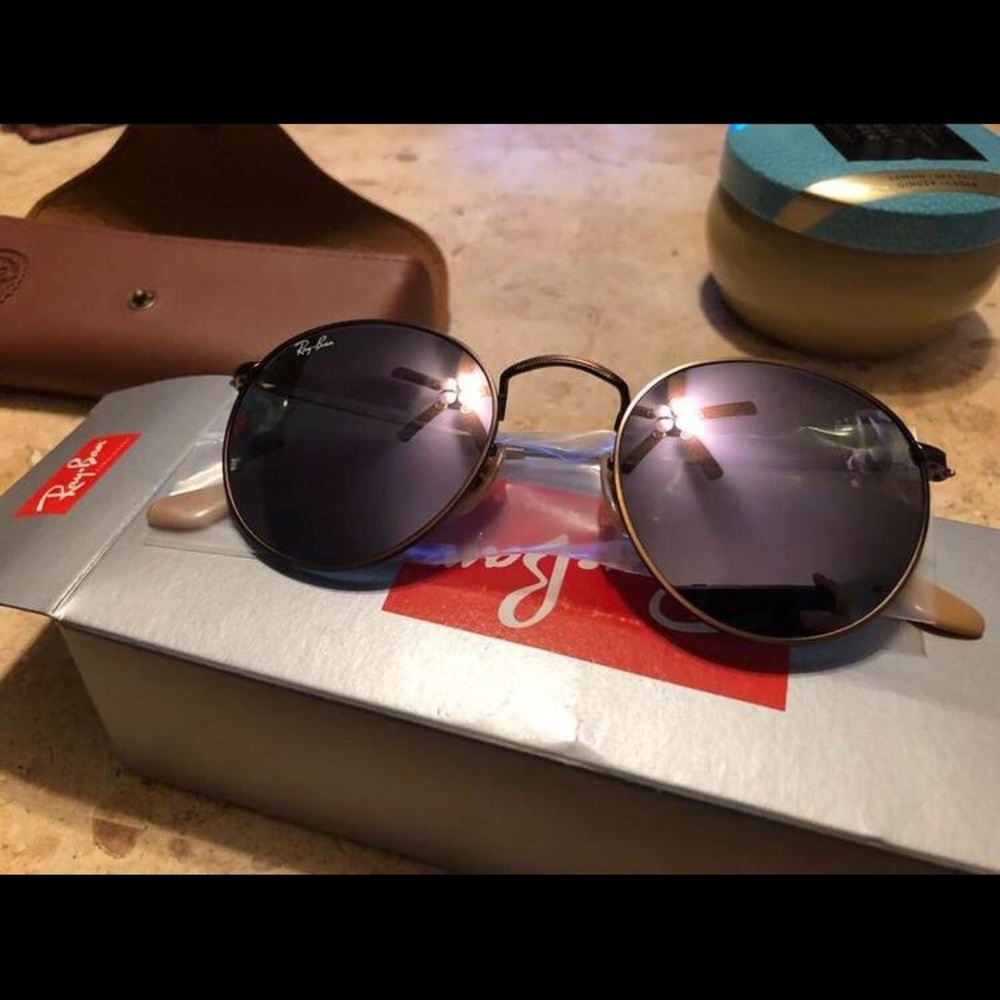 COPY - Ray Bans • Brand New • Never Worn